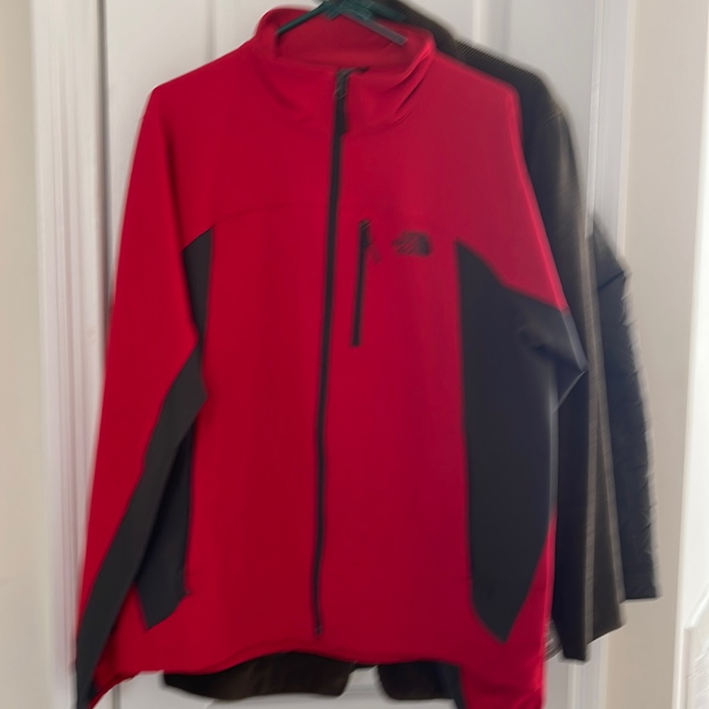 North Face men's lightweight jacket